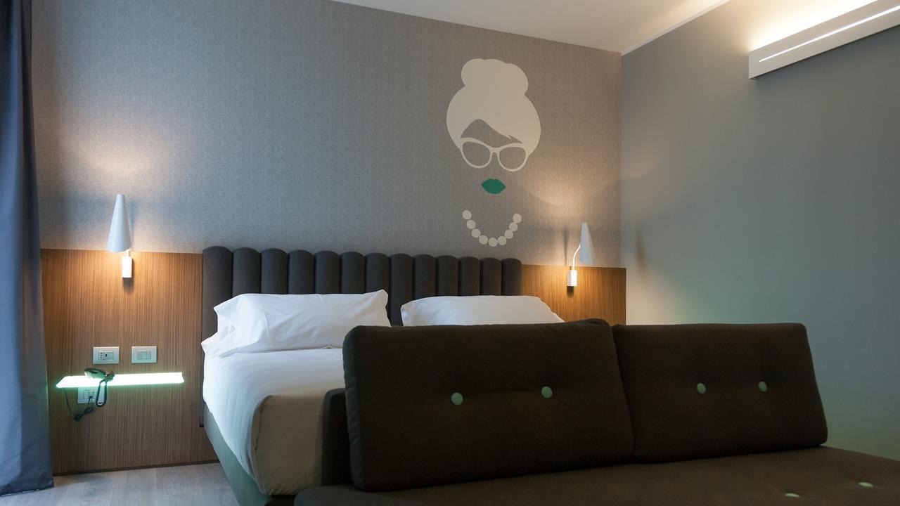 G Hotel